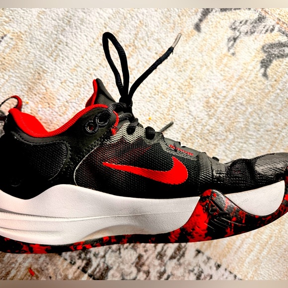 Nike Athens Lagos 34 Tennis Shoes size 6. - Picture 1 of 7